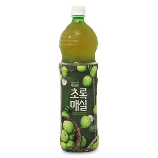 Nước ép Mơ Xanh Woongjin 1.5L